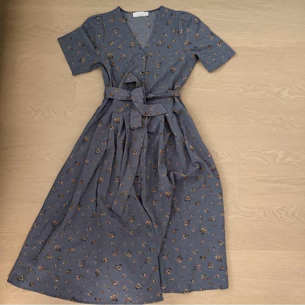 OAK + FORT Floral Blue Midi Dress